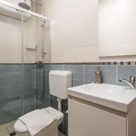 6 Bedroom Amazing In * Icici